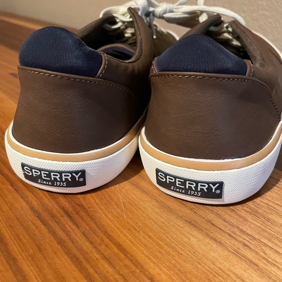 Sperry NEW Fall Brown Leather Women's Sneakers - Picture 5 of 5